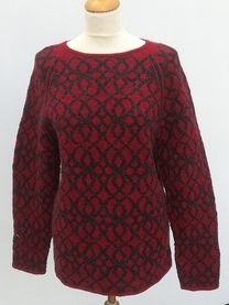 Sweater med helix mønster